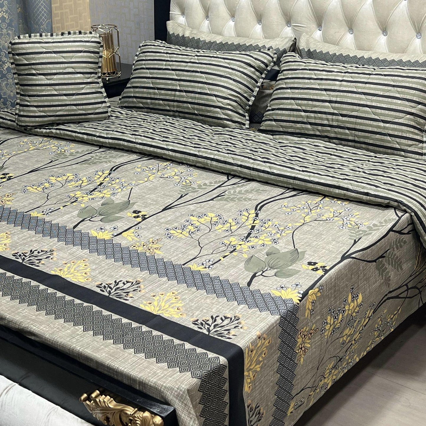 7PC Printed Comforter Set