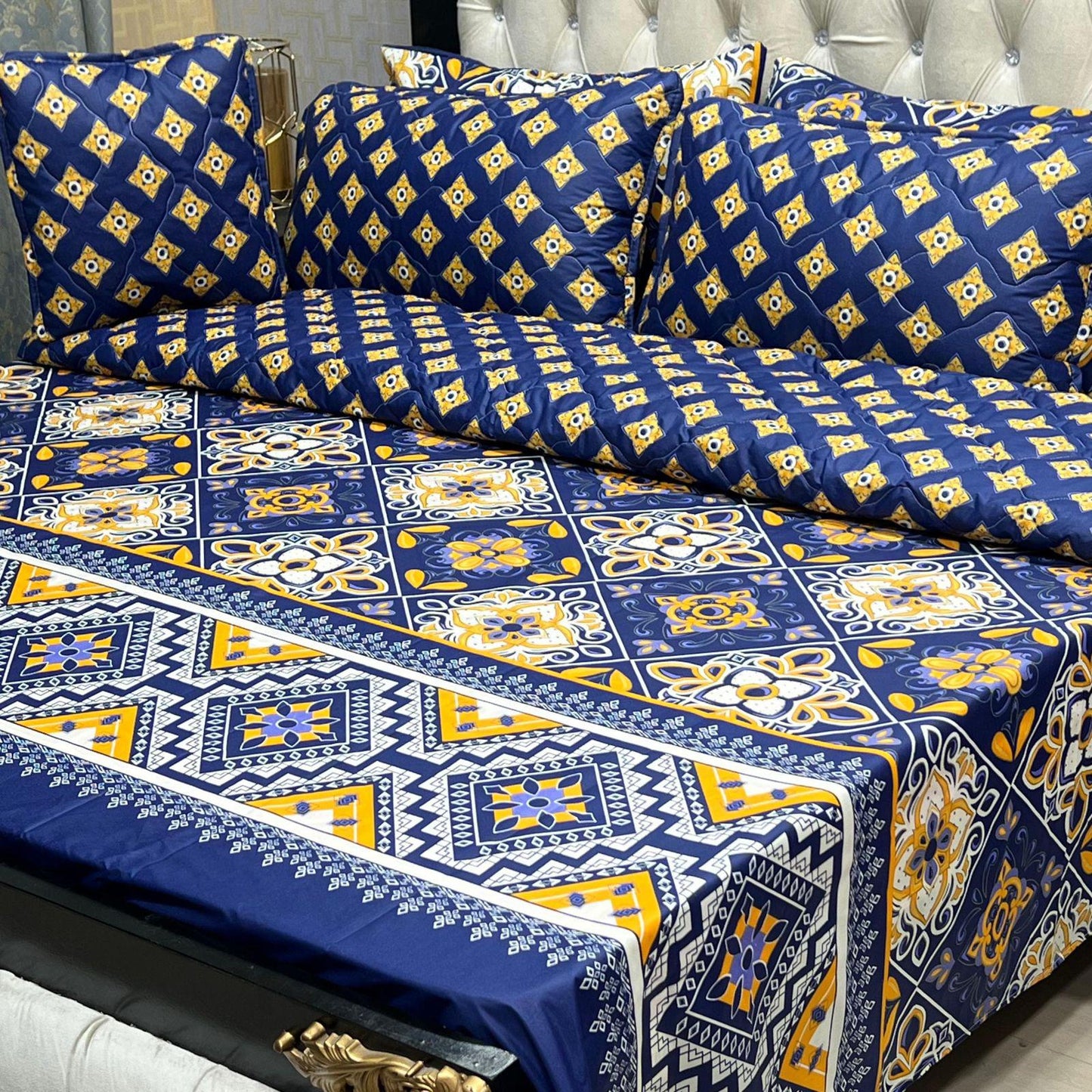 7PC Printed Comforter Set