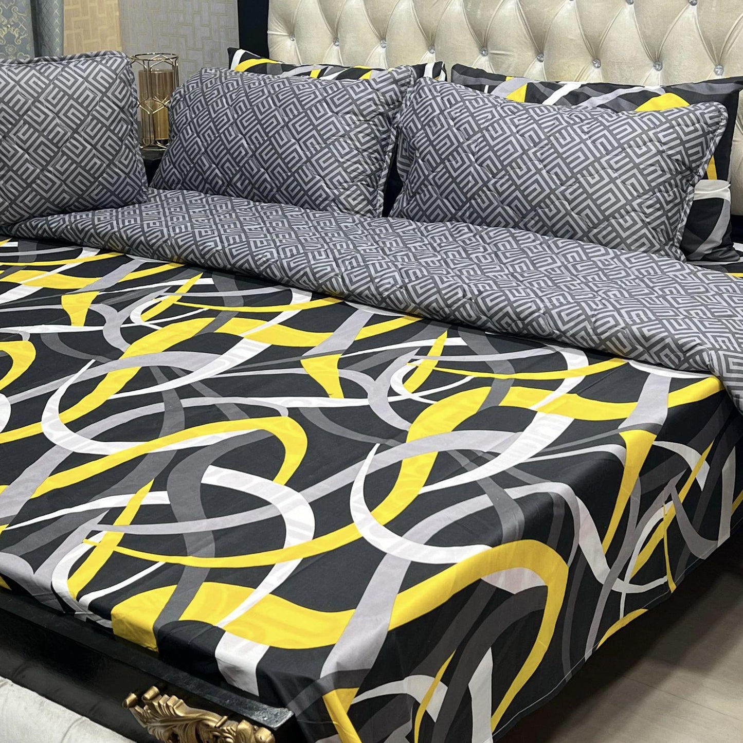 7PC Printed Comforter Set